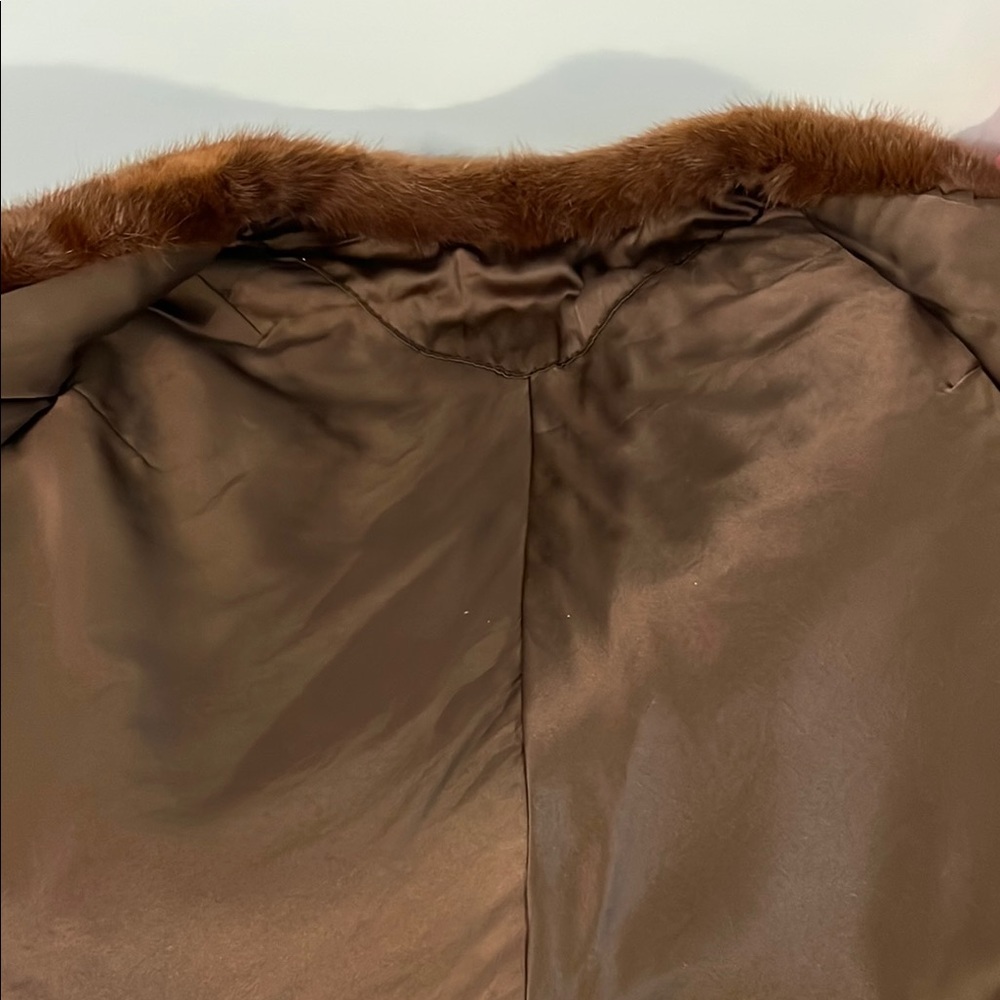 Luxurious Mink Fur Shawl/Stole - Picture 2 of 5